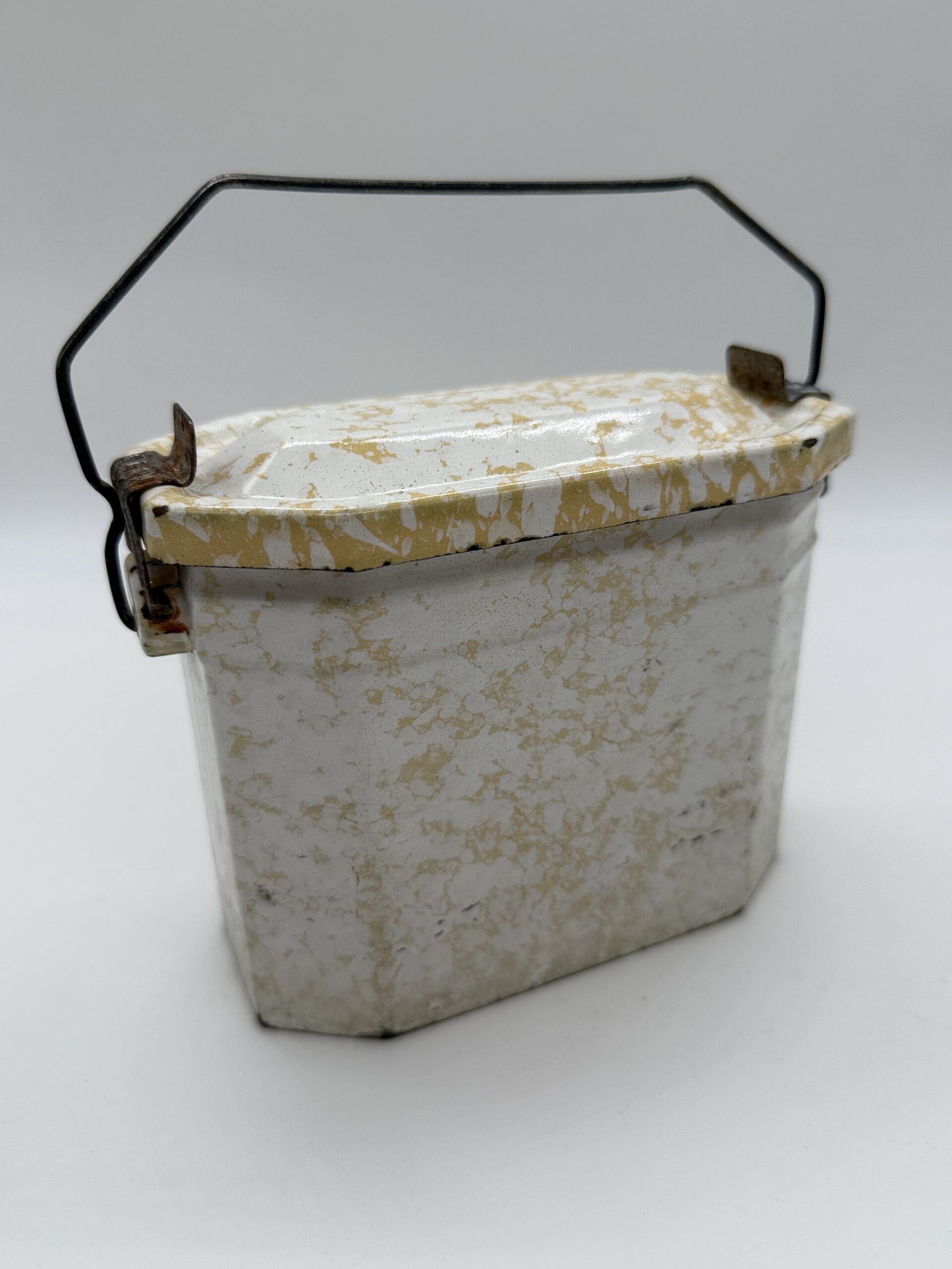Enamel "Graniteware" Lunch Box 1